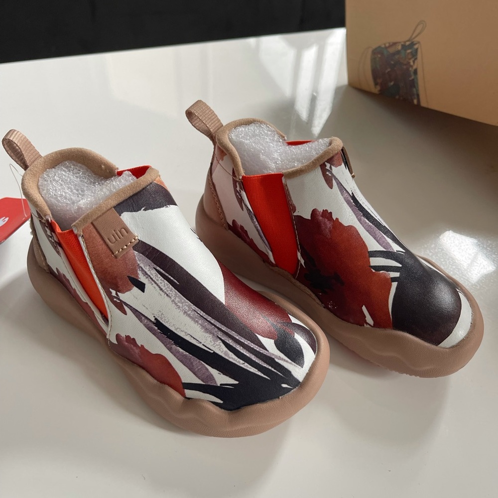 Tolder shoes